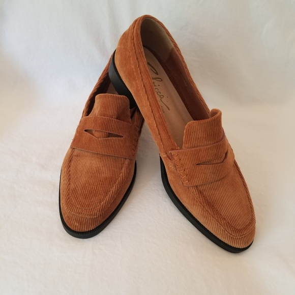 Sbicca Shoes - Sbicca Gold Corduroy Loafers NWOB